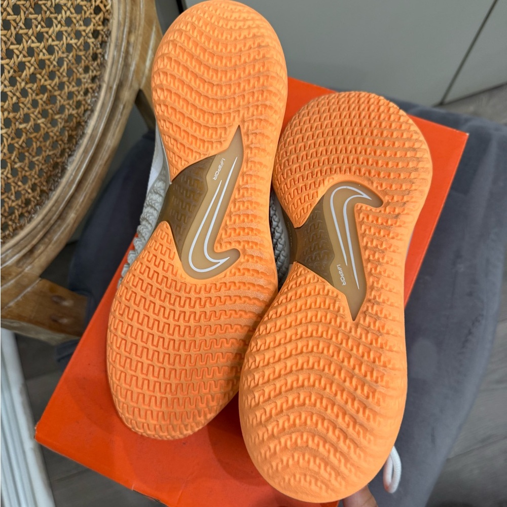 Nike React Vapor NXT Tennis Shoes - Picture 7 of 8
